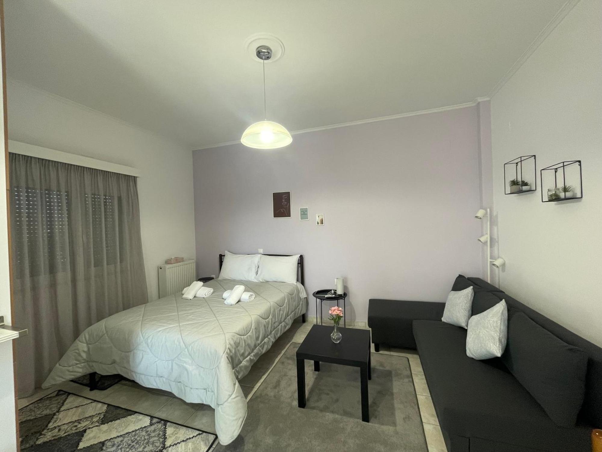 Flo'S Apartments Mesolóngion 外观 照片